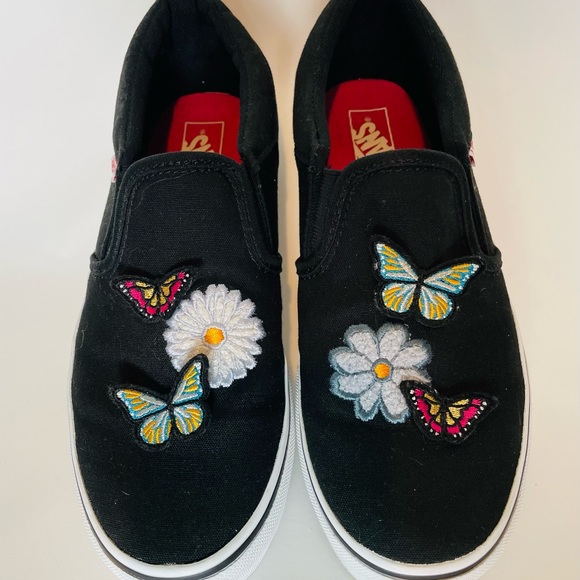 VANS•CLASSIC SLIP ON•BLACK •BUTTERFLIES•FLOWERS•WOMENS 6.5 / MISSY GIRLS 5 - Picture 2 of 8